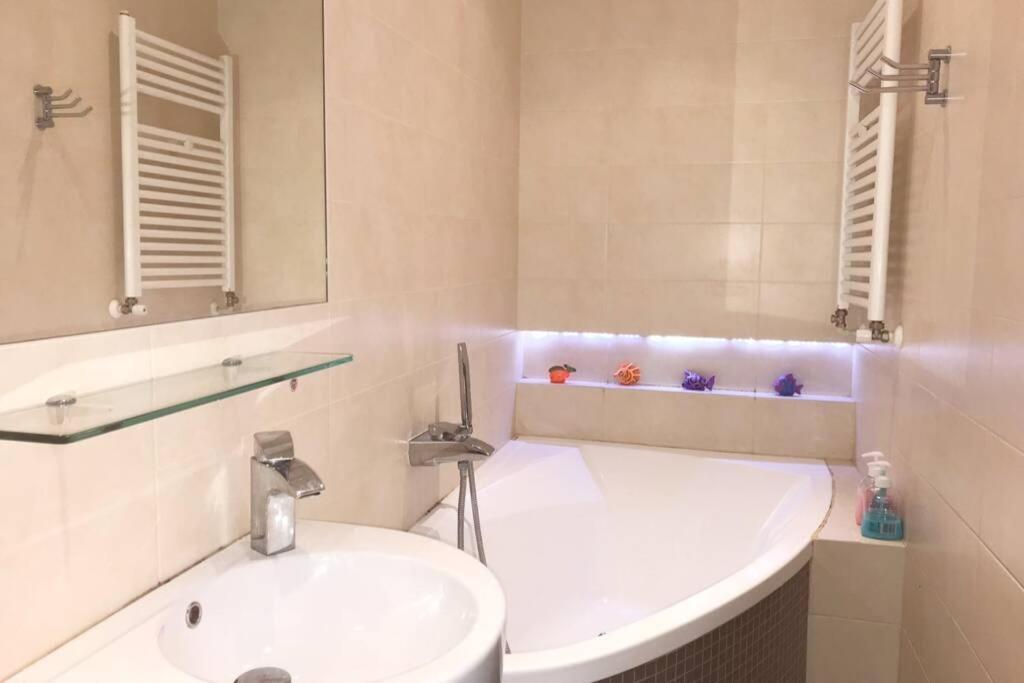 Deluxe Apartment In The Centre Of Firenze Esterno foto